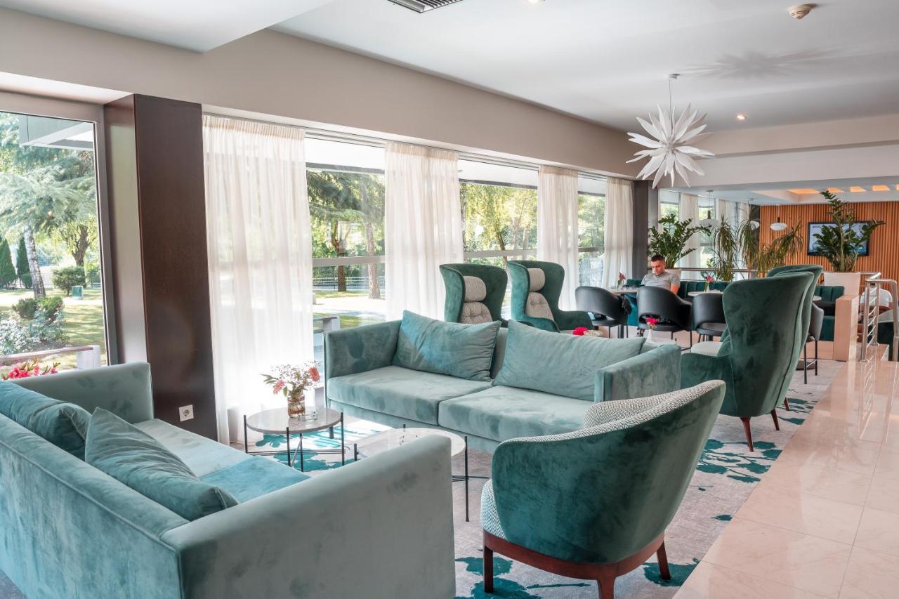 Garden Hotel